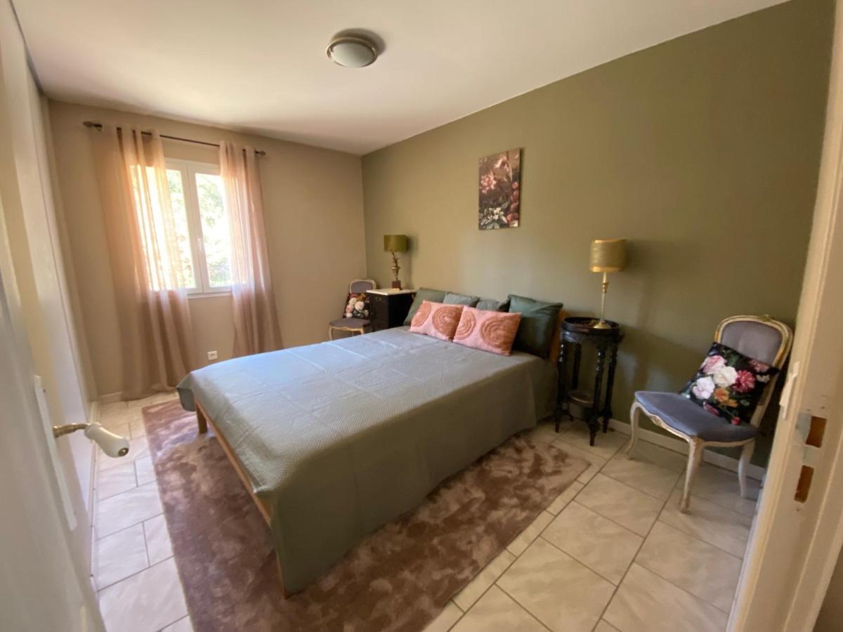 L'Eveil En Provence Bed & Breakfast Entrecasteaux Luaran gambar