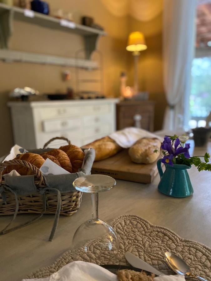 L'Eveil En Provence Bed & Breakfast Entrecasteaux Luaran gambar