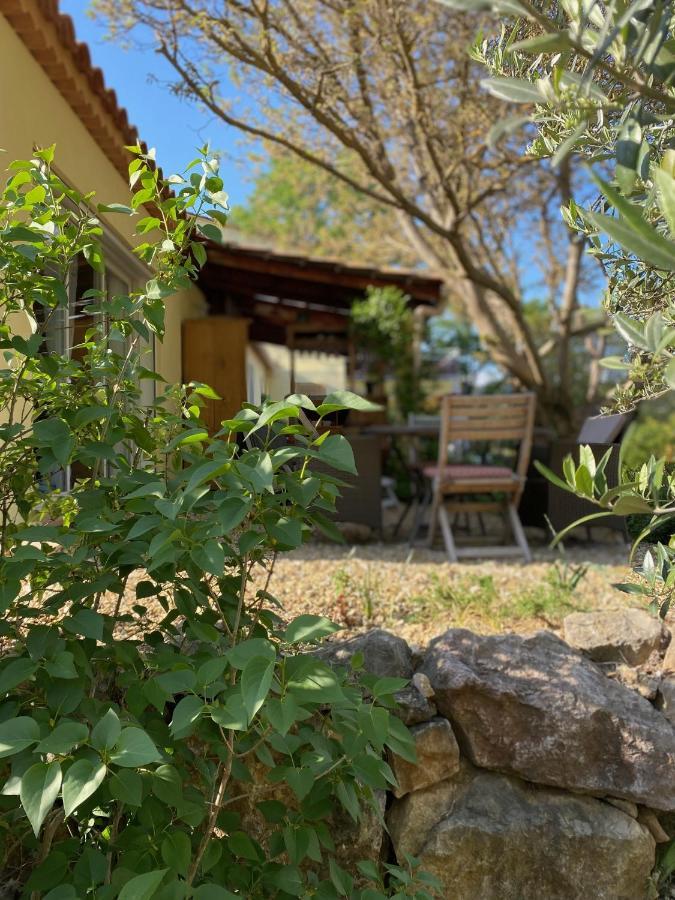 L'Eveil En Provence Bed & Breakfast Entrecasteaux Luaran gambar