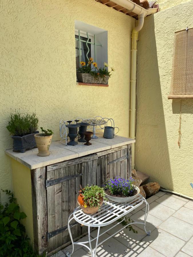 L'Eveil En Provence Bed & Breakfast Entrecasteaux Luaran gambar
