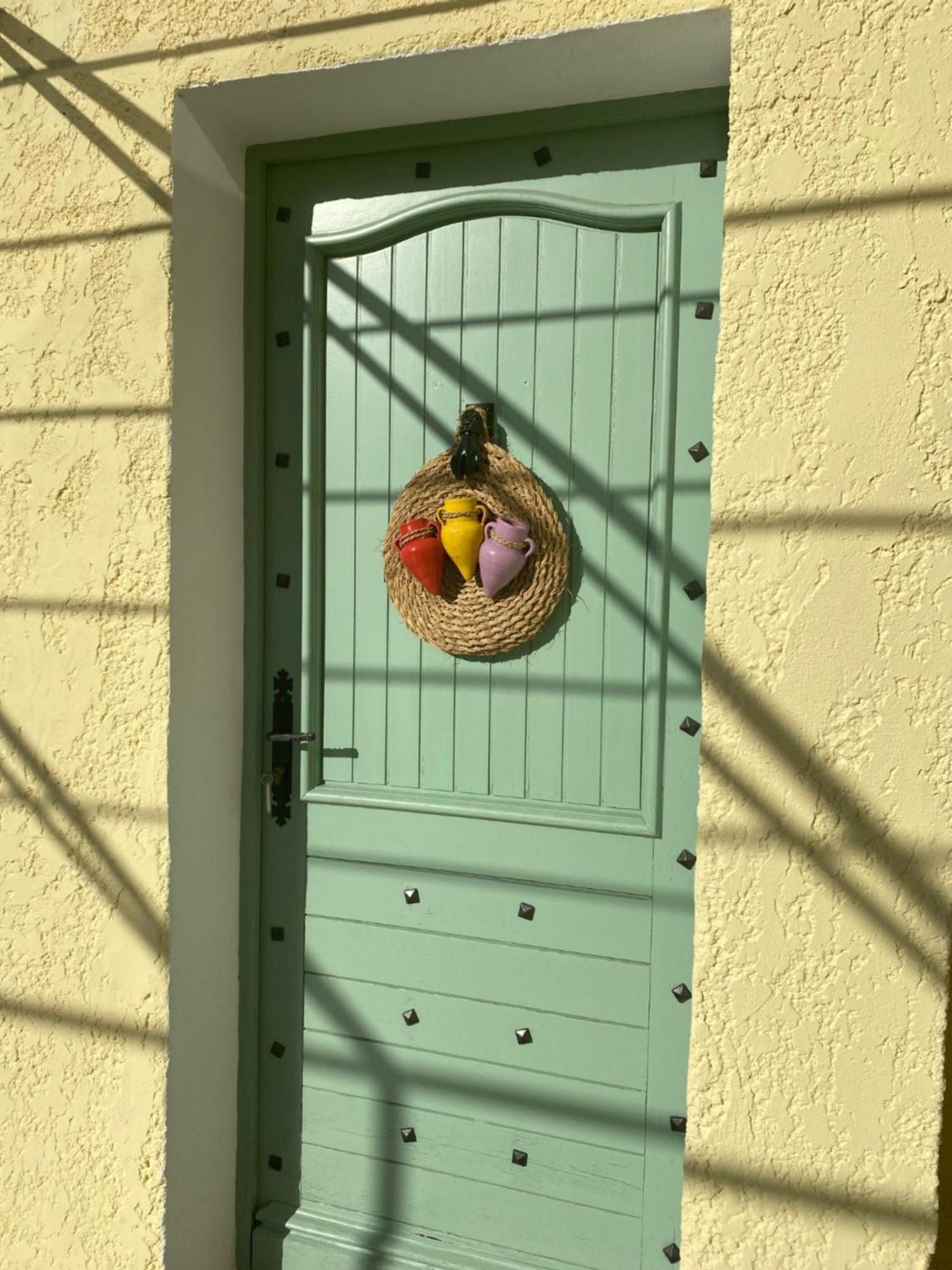 L'Eveil En Provence Bed & Breakfast Entrecasteaux Bilik gambar