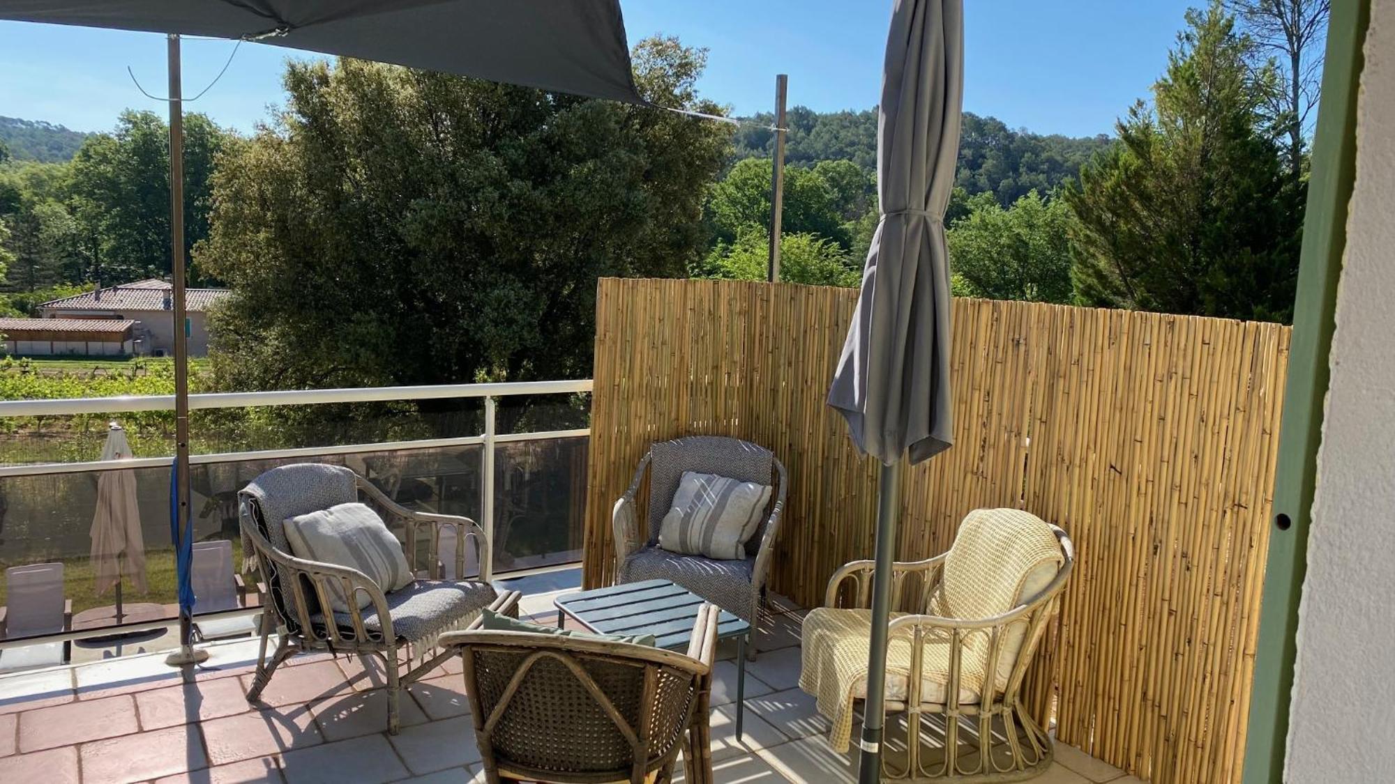 L'Eveil En Provence Bed & Breakfast Entrecasteaux Luaran gambar